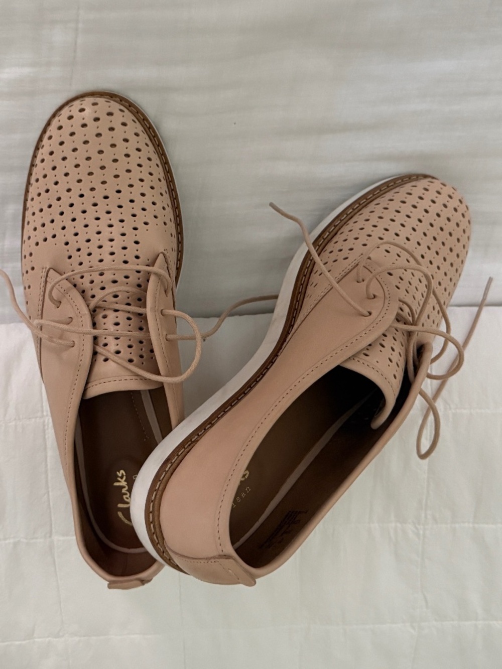 Women's Clarks Size 9 1/2